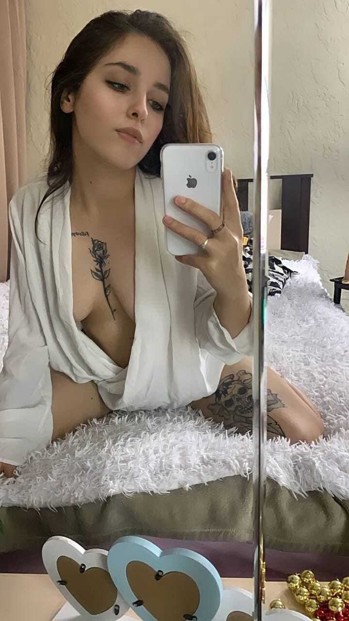 Проститутка Питера Инна с 2 размером груди предлагает интим услуги у метро Купчино  +7(981)155-42-85 