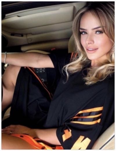 Проститутки Питера - Галя с 4 размером груди предлагает интим услуги у метро Горьковская  +7(981)289-01-65 - фото 2